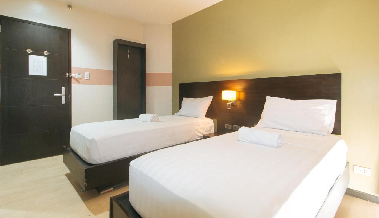 Lorenzzo Suites Hotel Makati City Dış mekan fotoğraf