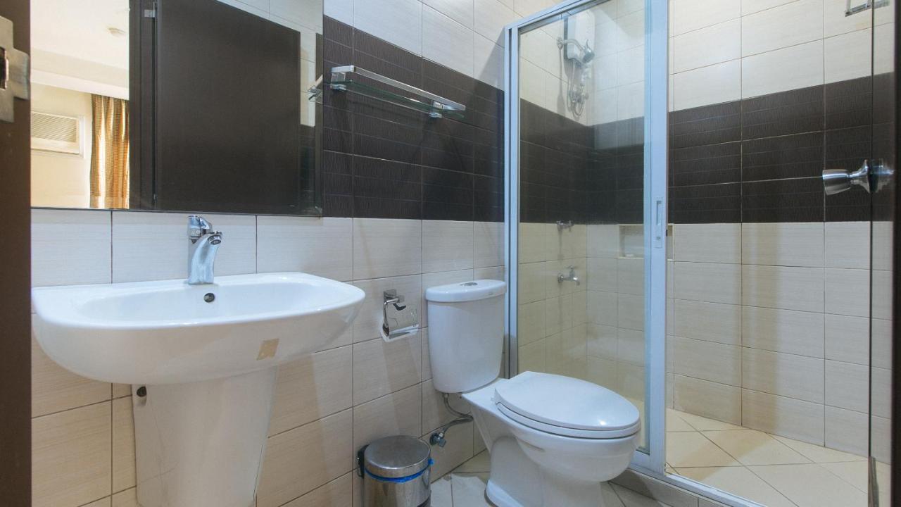 Lorenzzo Suites Hotel Makati City Dış mekan fotoğraf