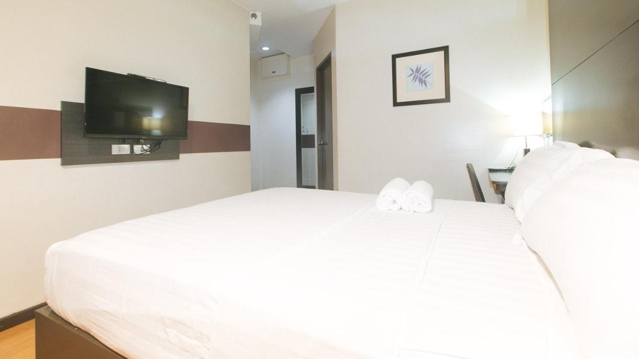 Lorenzzo Suites Hotel Makati City Dış mekan fotoğraf