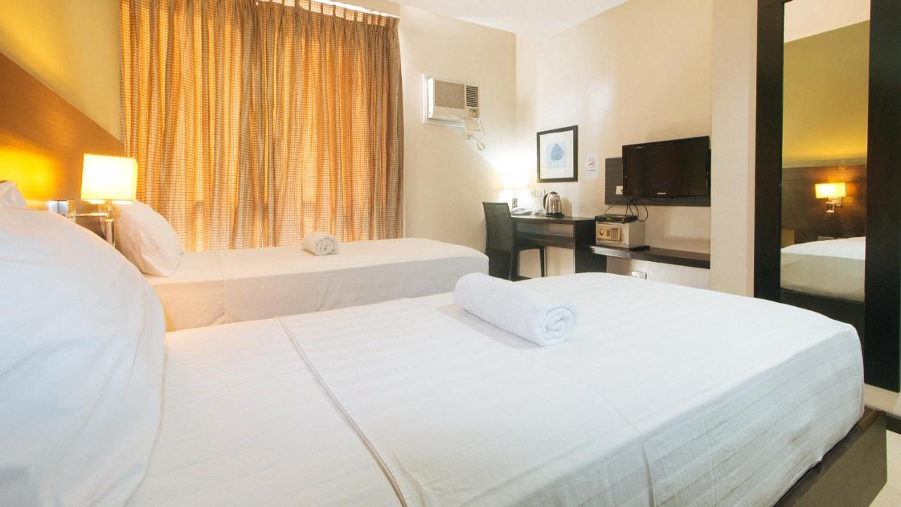 Lorenzzo Suites Hotel Makati City Dış mekan fotoğraf