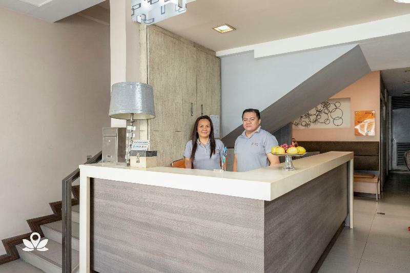Lorenzzo Suites Hotel Makati City Dış mekan fotoğraf