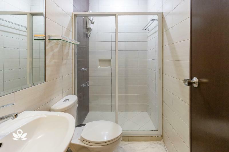 Lorenzzo Suites Hotel Makati City Dış mekan fotoğraf